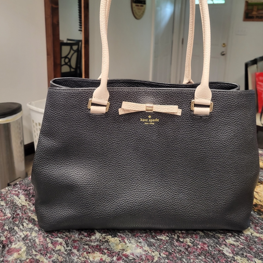 Kate Spade New York - Picture 2 of 8